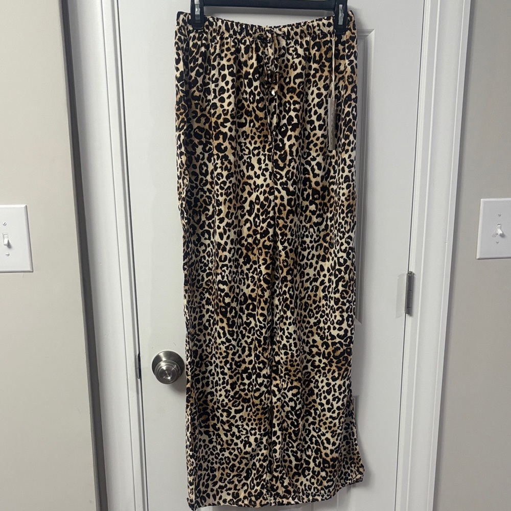 Leopard Print Wide Leg Pants